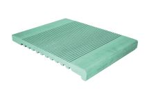 Ступень из ДПК АЙ-ТЕХПЛАСТ зеленого цвета