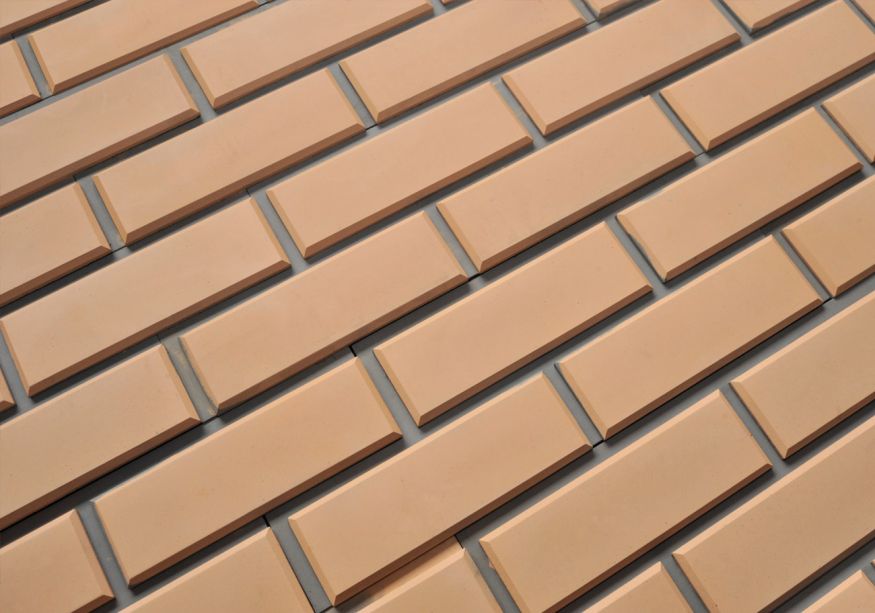 Фасадная плитка Кирисс Фасад, Гладкий кирпич с фаской и расшивкой шва. купить в Ростове-на-Дону