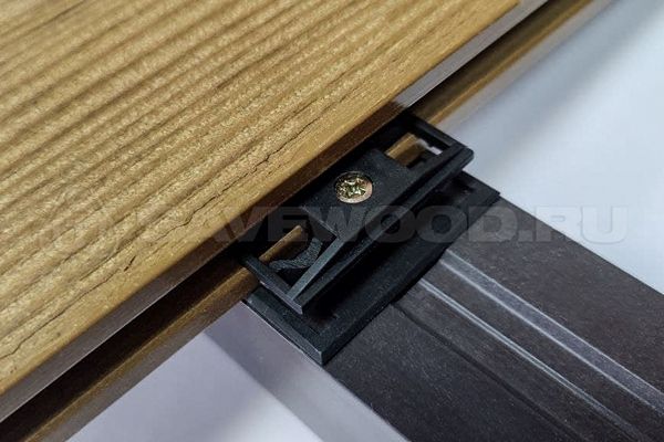 Кляммер для террасной доски пластиковый Savewood купить в Ростове-на-Дону